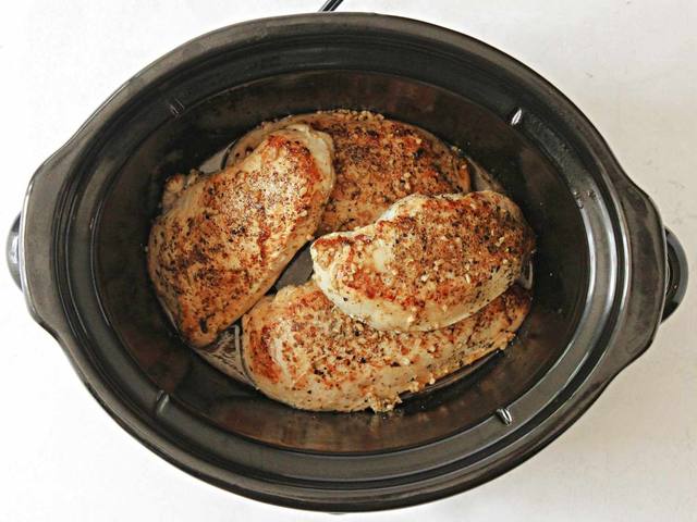 Slow Cooker Lemon Garlic Chicken step 6