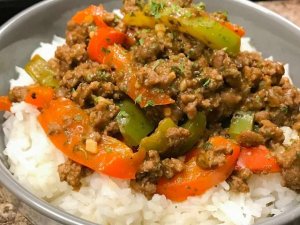 Weeknight Beef and Pepper Stir-Fry Over Fragrant Jasmine Rice